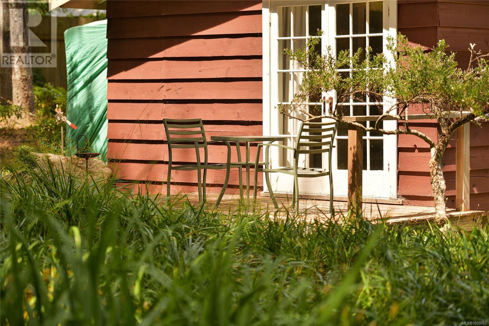  513 Cedar Hill Road, Mayne Island