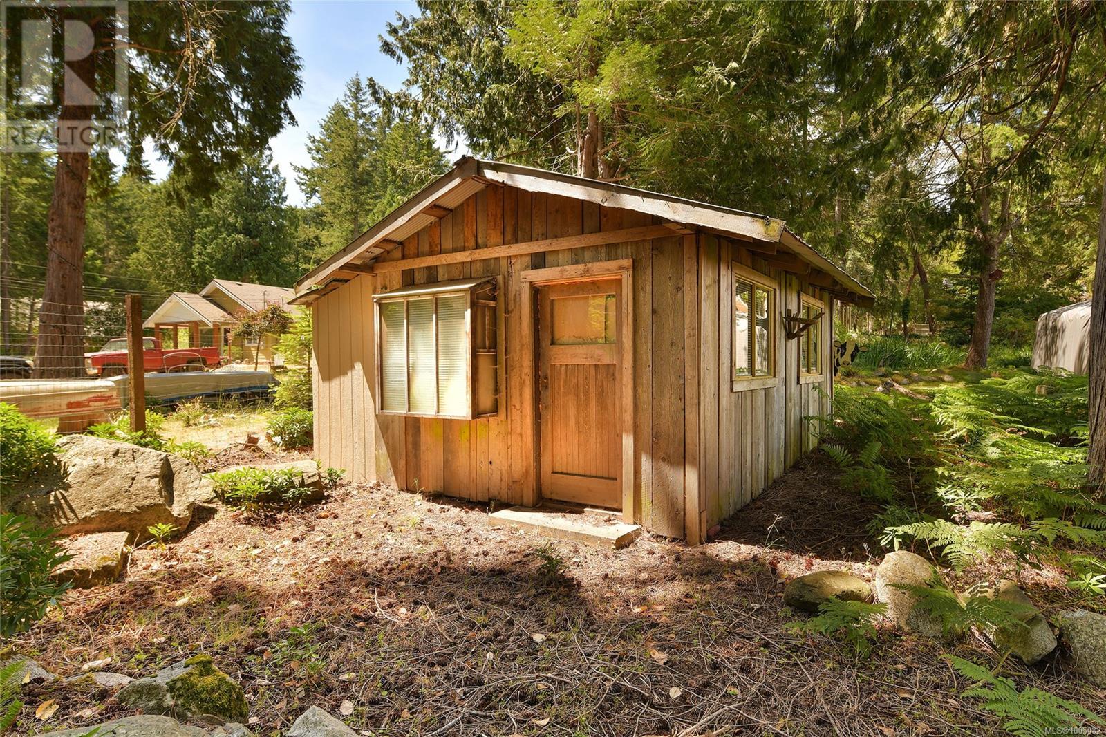  513 Cedar Hill Road, Mayne Island