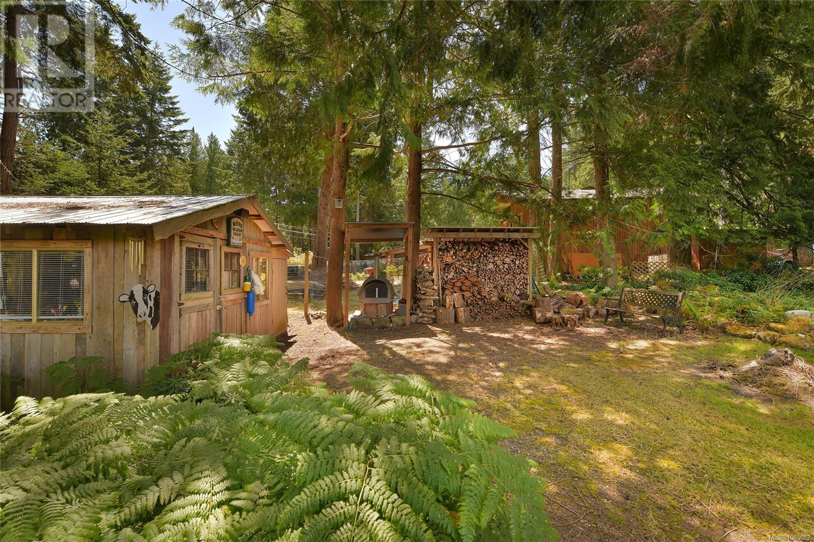 513 Cedar Hill Road, Mayne Island
