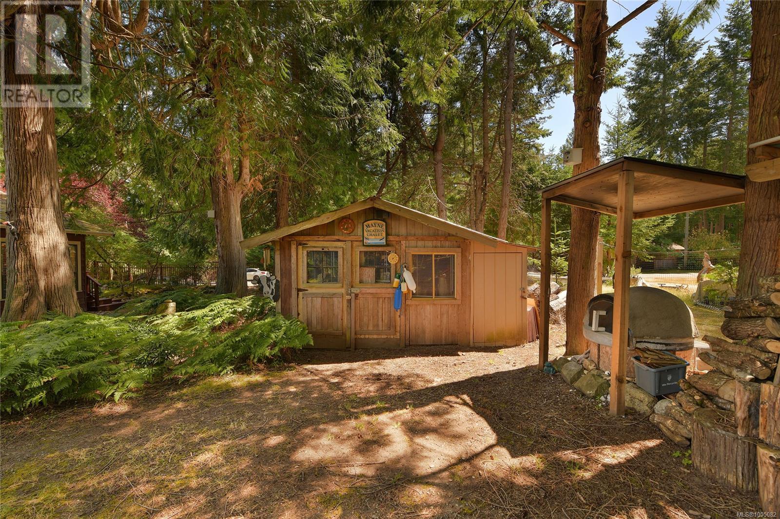  513 Cedar Hill Road, Mayne Island