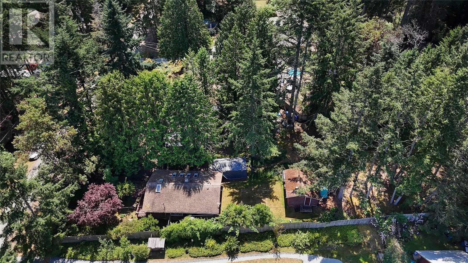  513 Cedar Hill Road, Mayne Island