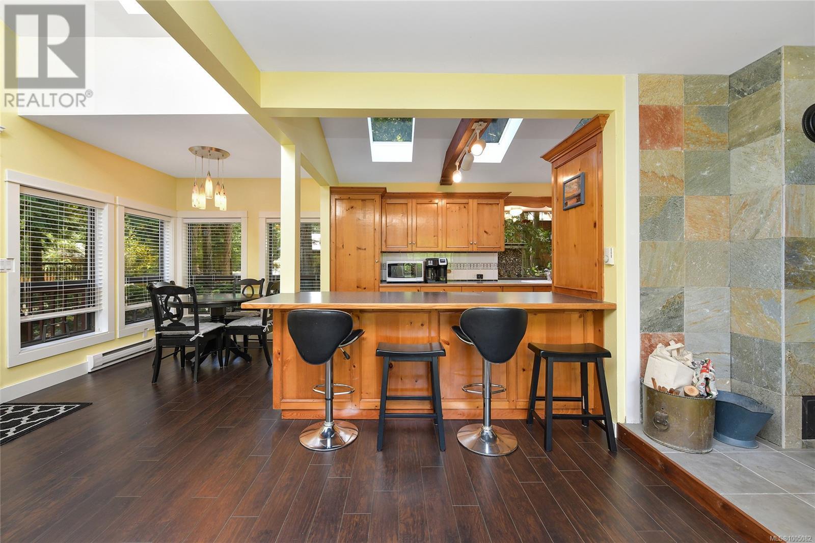  513 Cedar Hill Road, Mayne Island