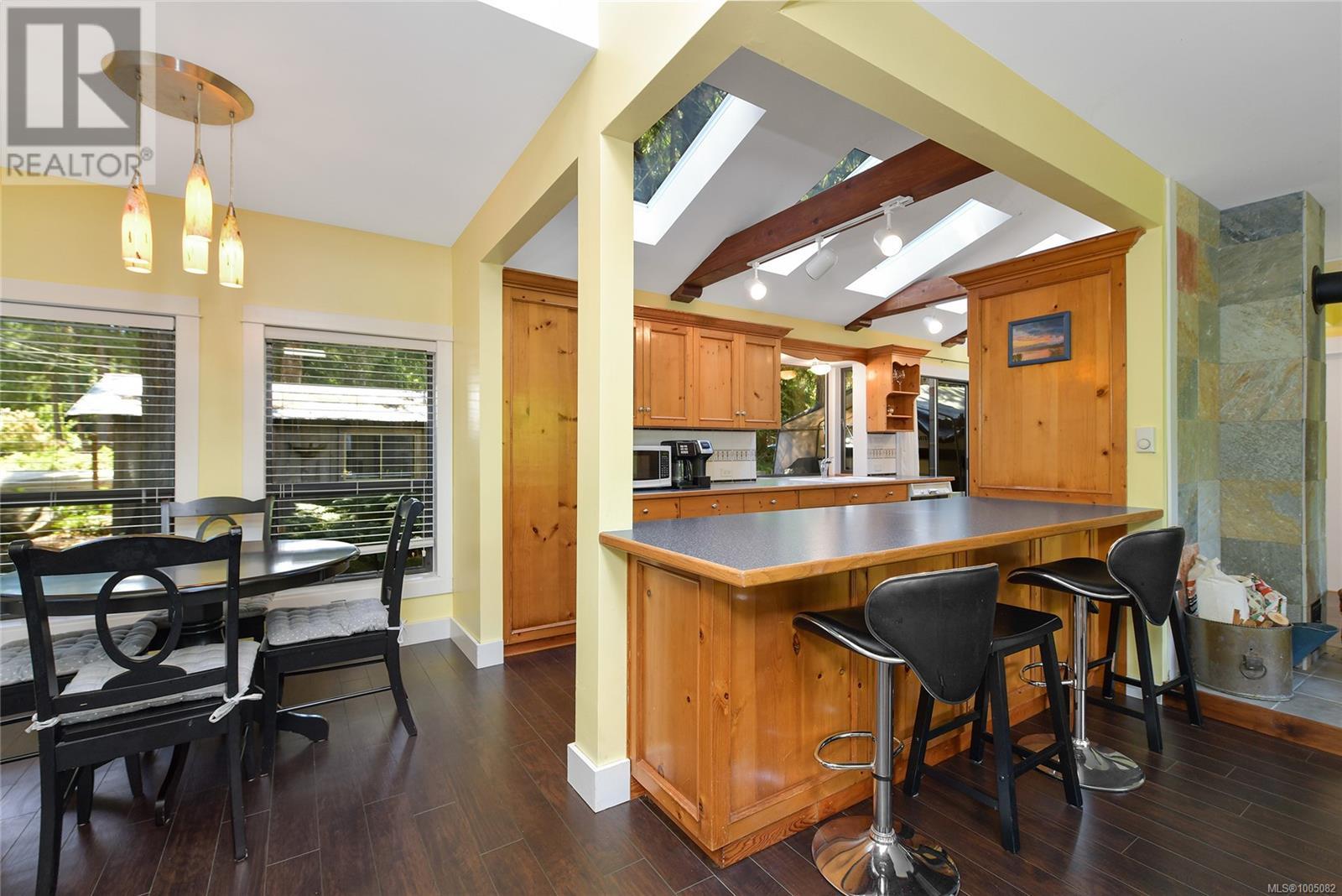  513 Cedar Hill Road, Mayne Island