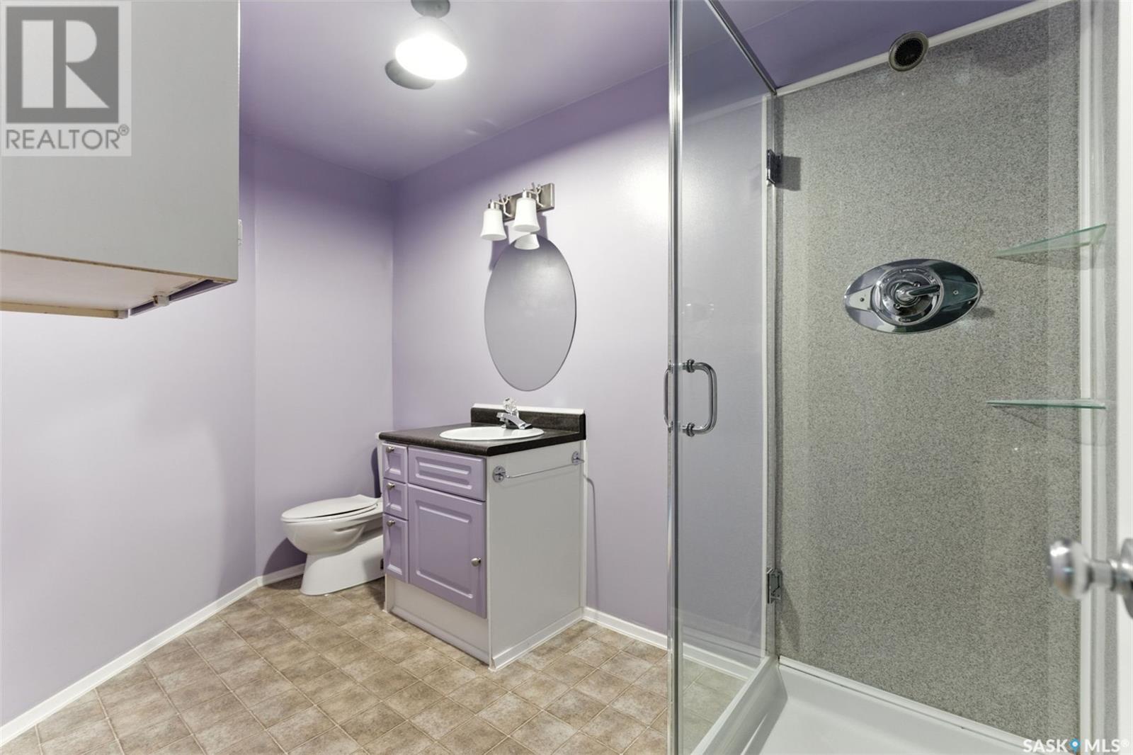 Photo 23 of 732 1st Avenue N, Martensville SK