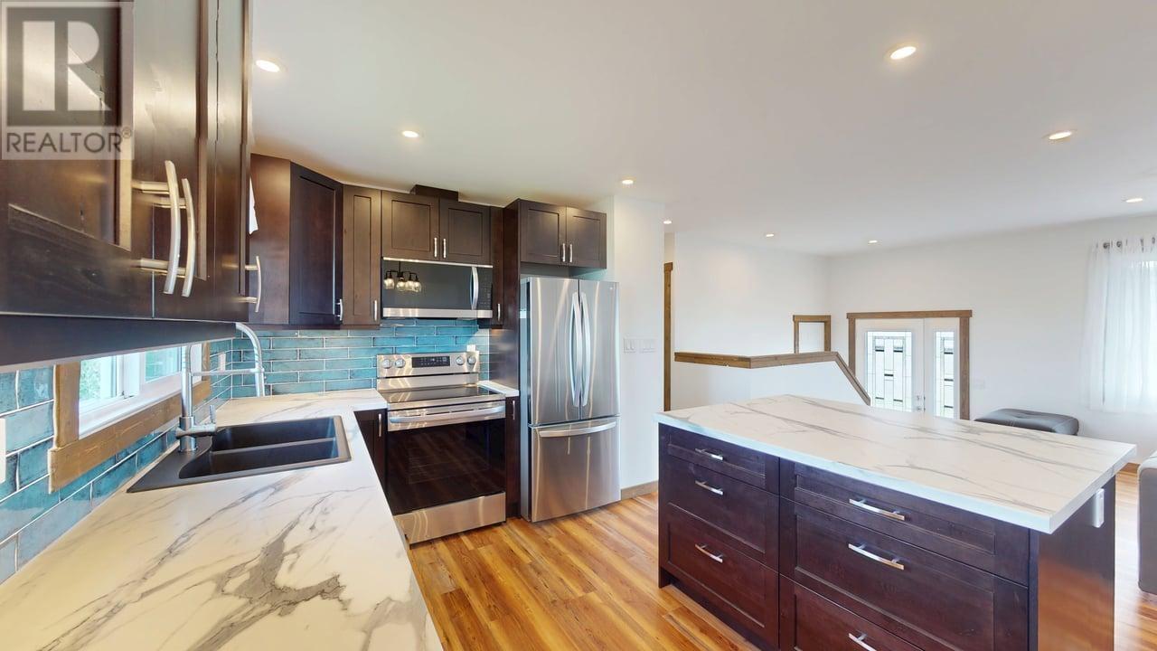 Photo 12 of 8132 96 Avenue, Fort St John BC