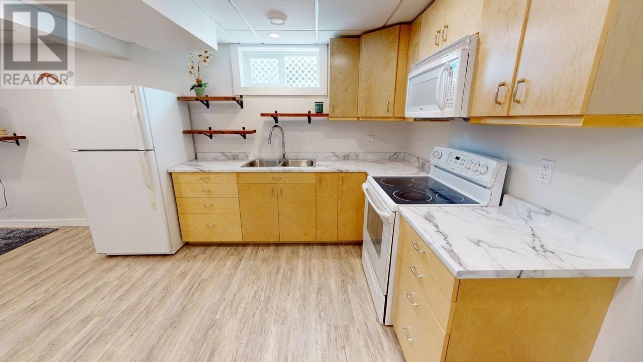 Photo 22 of 8132 96 Avenue, Fort St John BC
