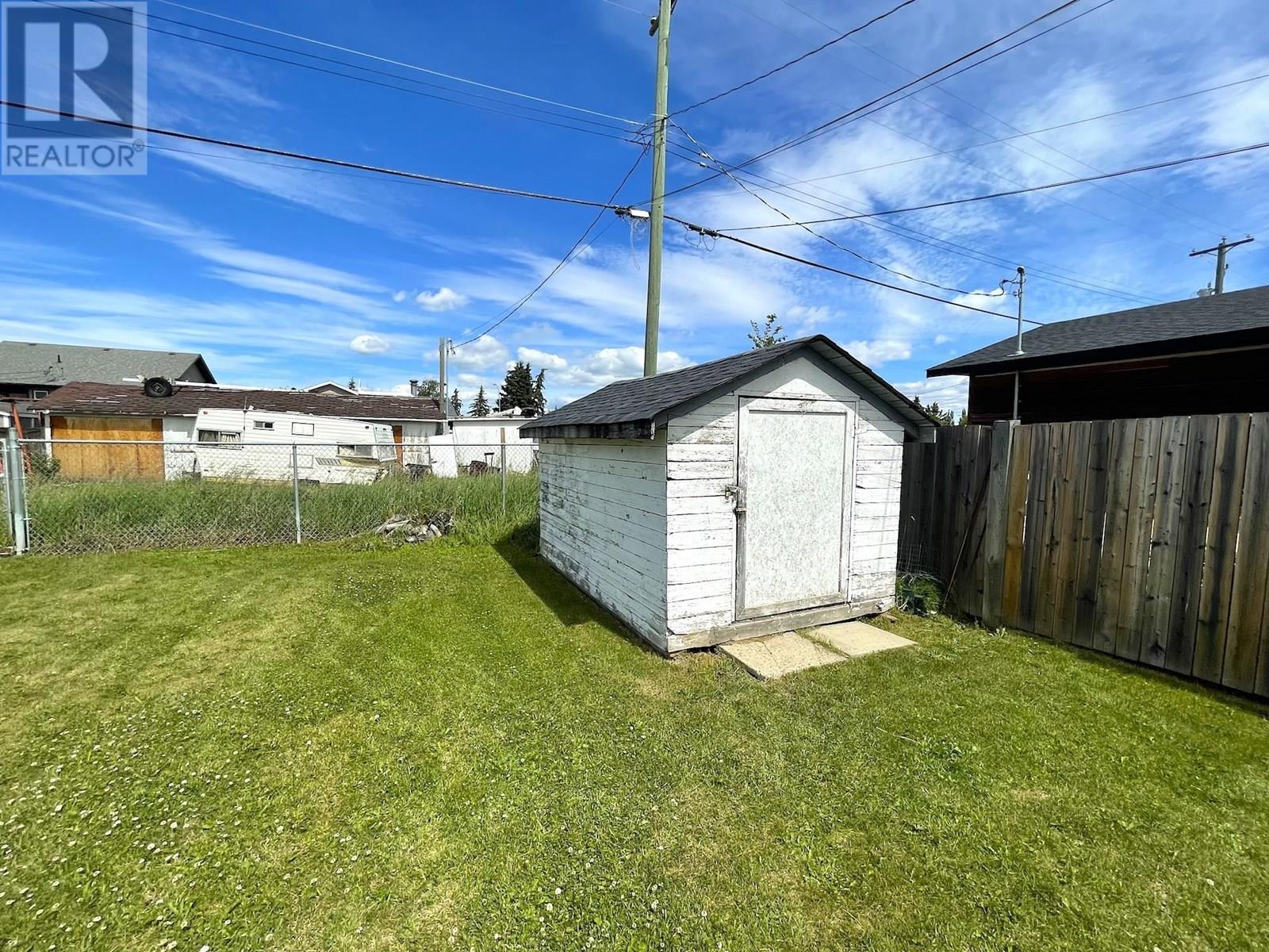 Photo 38 of 8132 96 Avenue, Fort St John BC