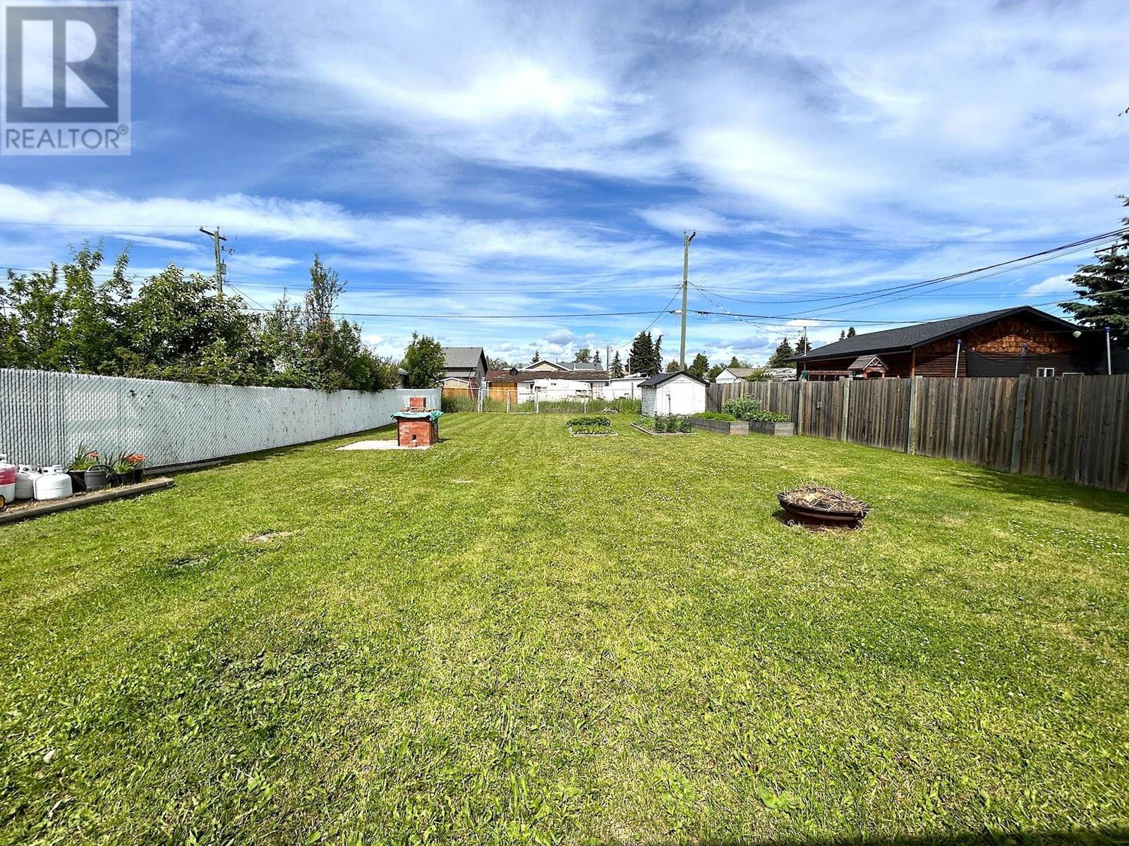 Photo 30 of 8132 96 Avenue, Fort St John BC