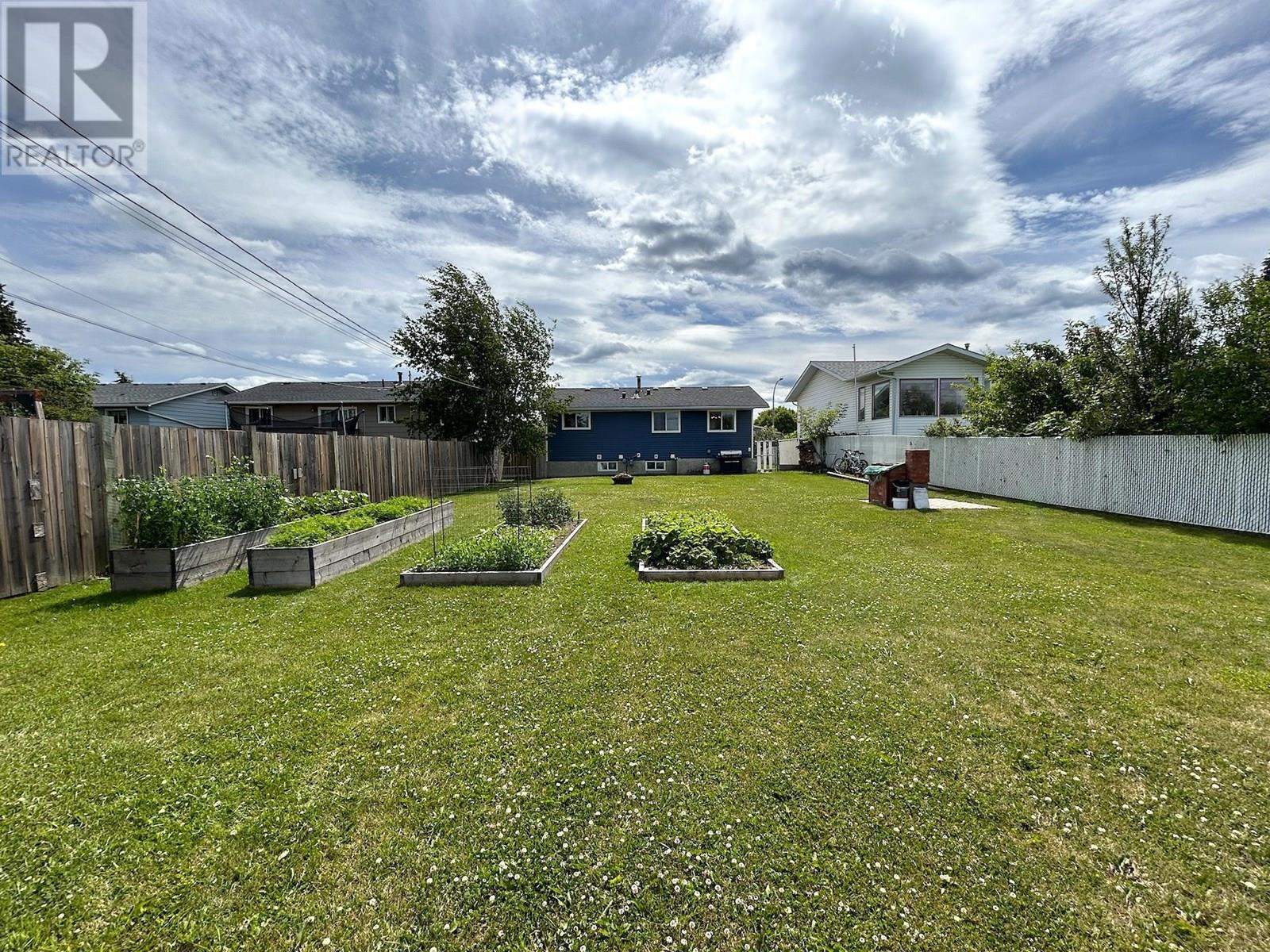 Photo 34 of 8132 96 Avenue, Fort St John BC