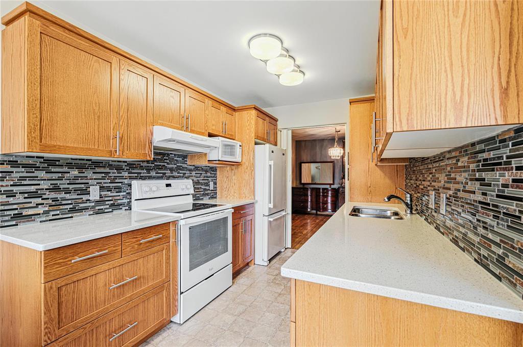Photo 10 of 226 500 Cathcart Street, Winnipeg MB