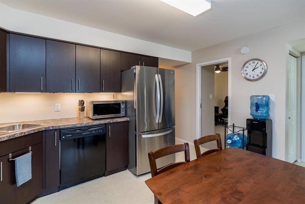 Photo 8 of 107 670 Wayoata Street, Winnipeg MB