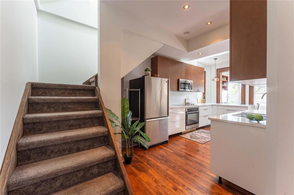Photo 18 of 32 A 778 Mcmillan Avenue, Winnipeg MB