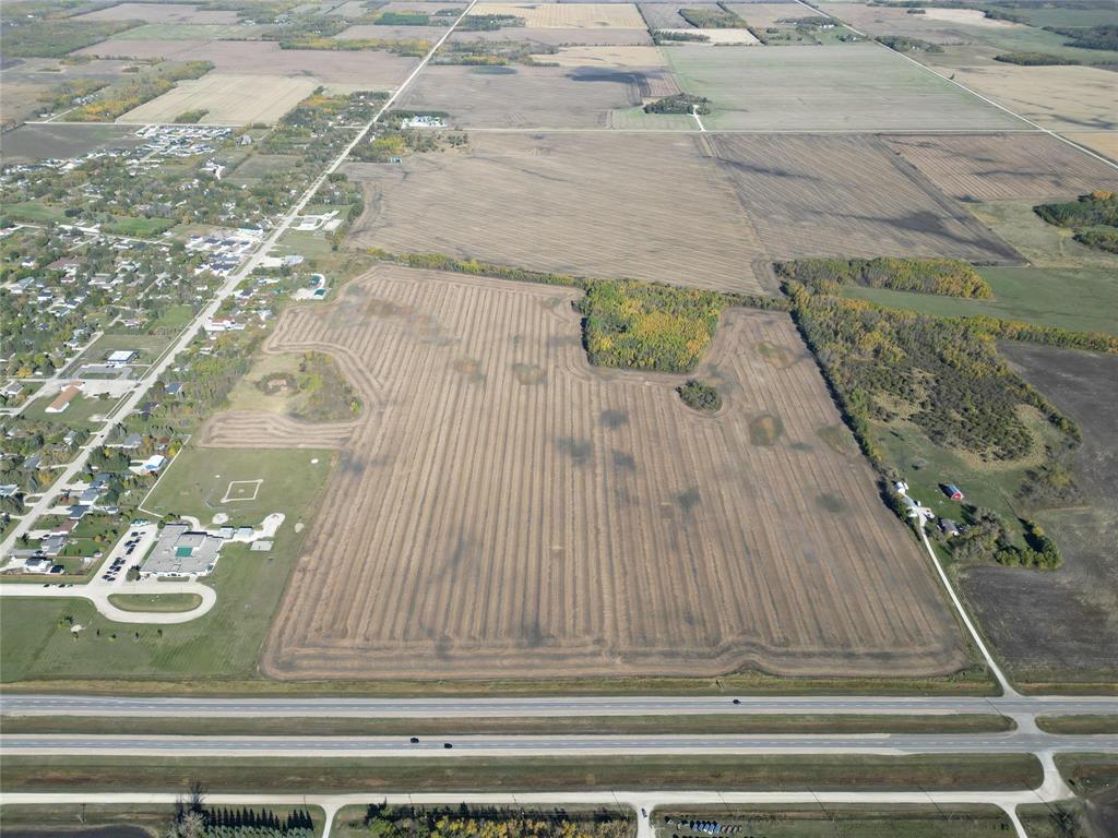 Photo 2 of 23 Pierson Drive, Tyndall MB