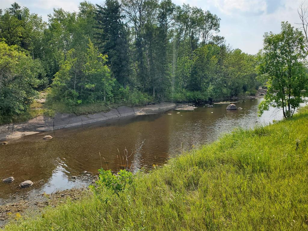 Photo 5 of 0 Birch River Road, Prawda MB