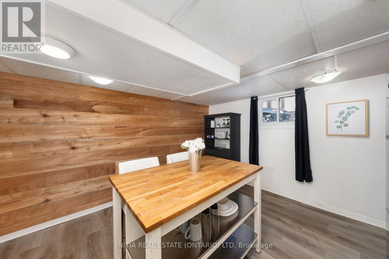 Photo 1 of 254 Durand Street, Sarnia ON