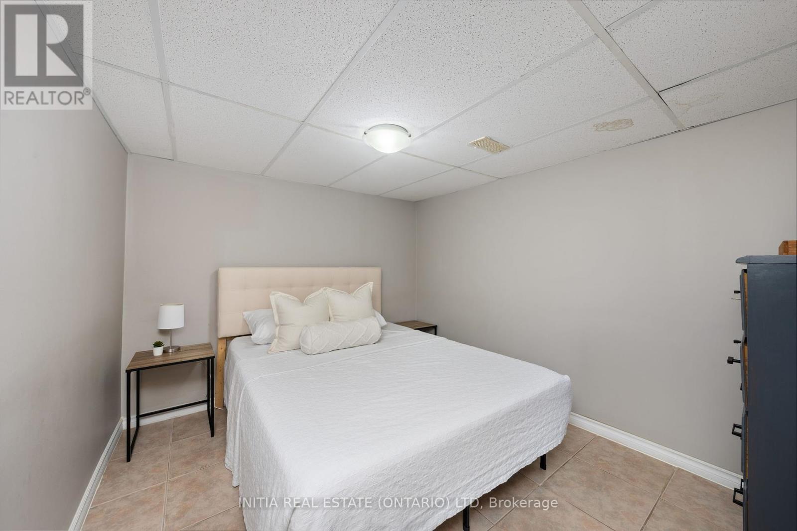 Photo 2 of 254 Durand Street, Sarnia ON