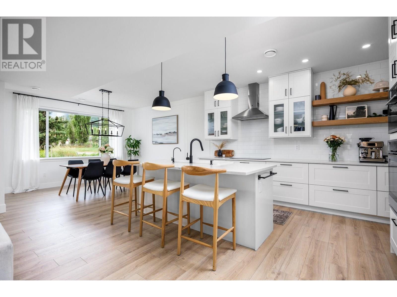 Photo 14 of 7245 Brewer Road, Coldstream BC