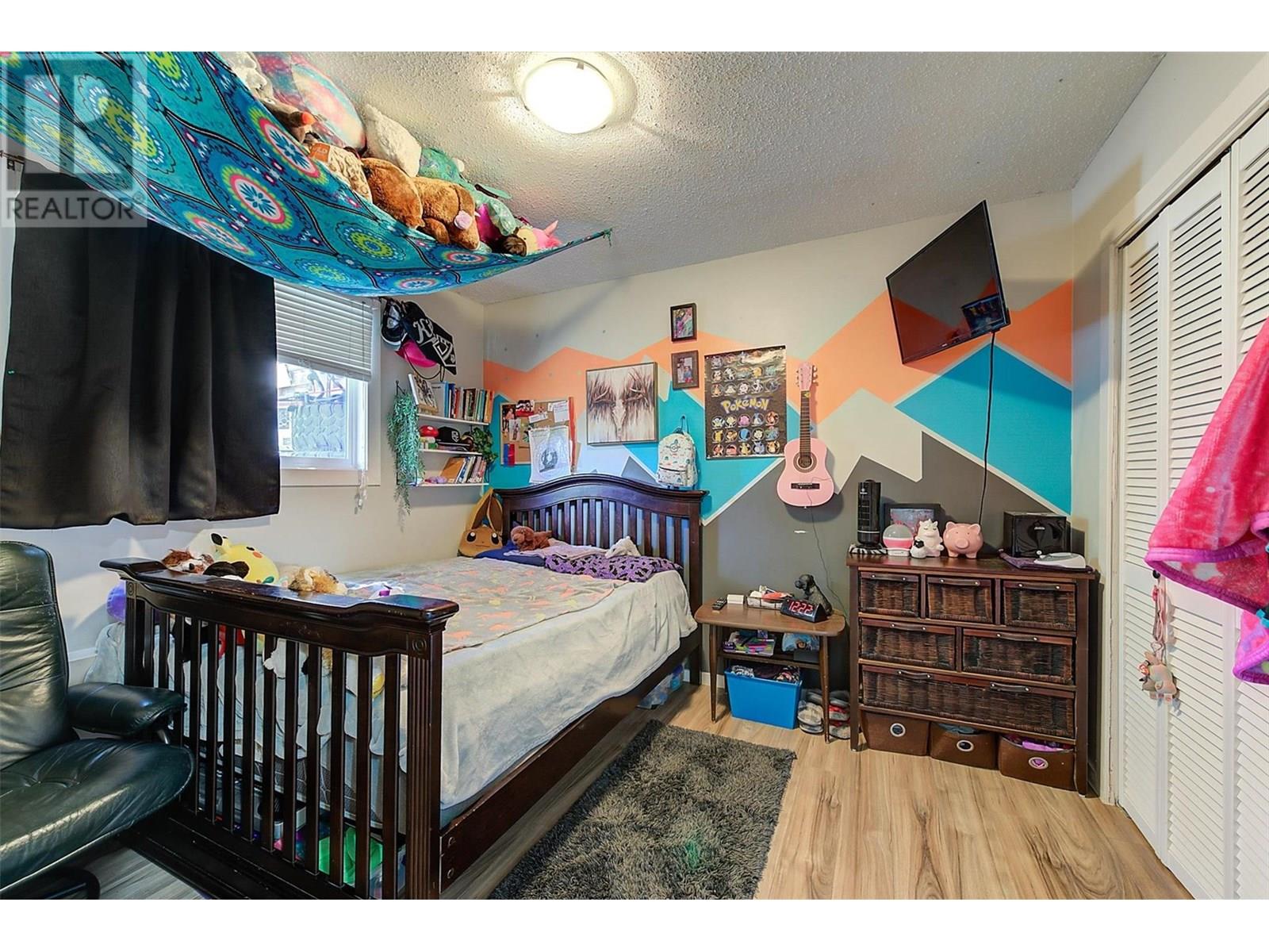 265 FIR COURT - Image 19