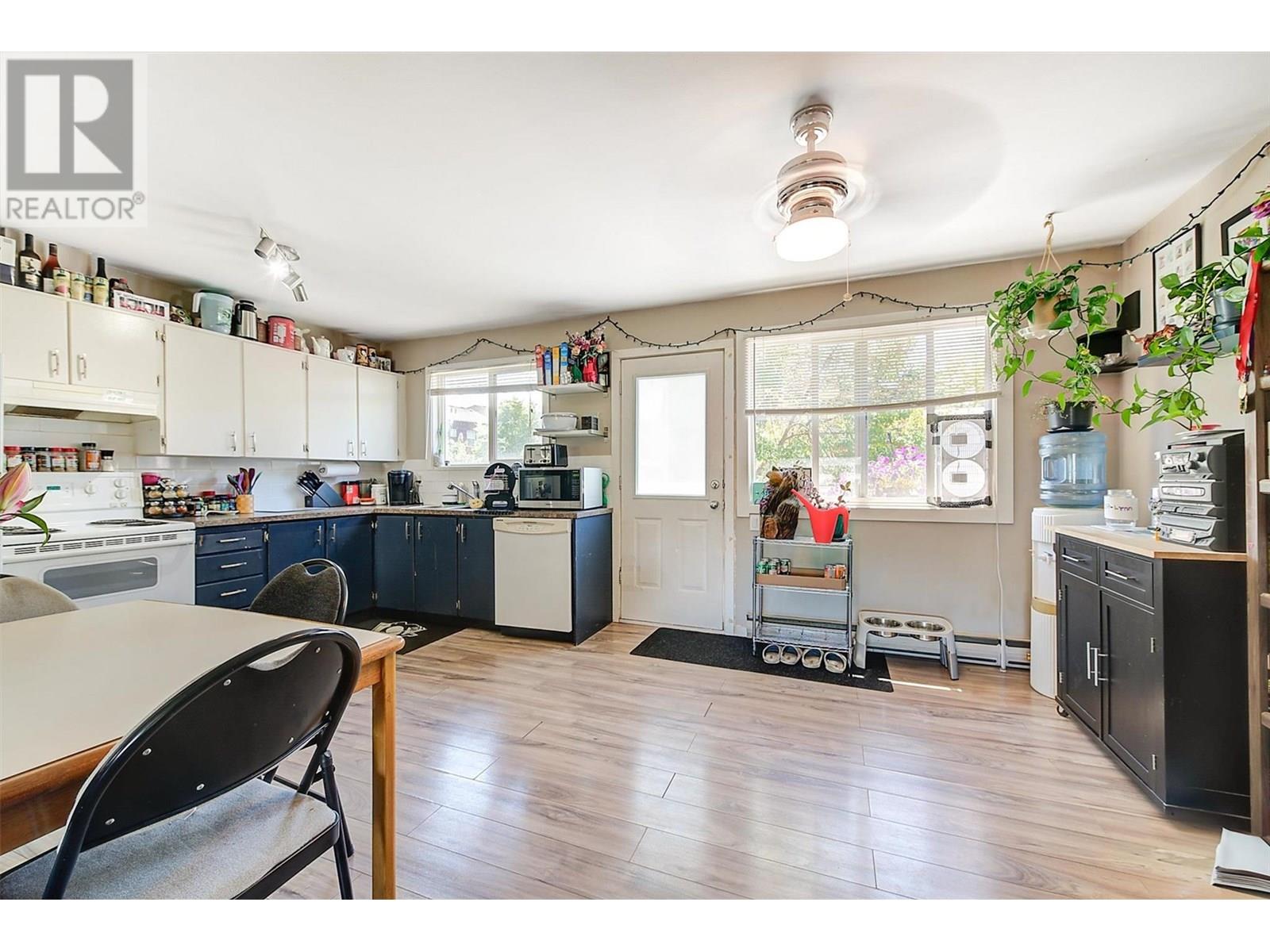 265 FIR COURT - Image 10