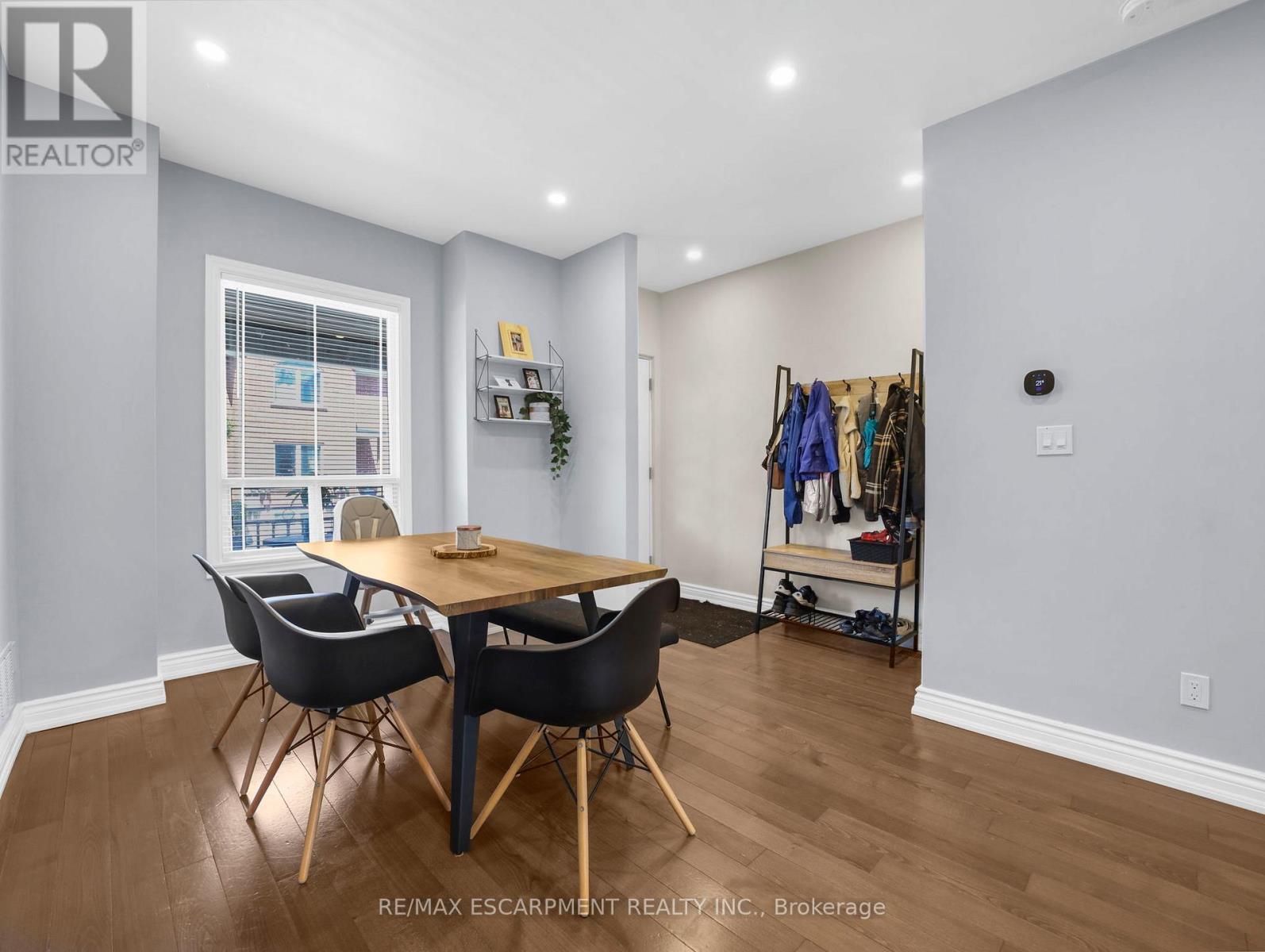 Photo 13 of 114 Burton Street, Hamilton ON