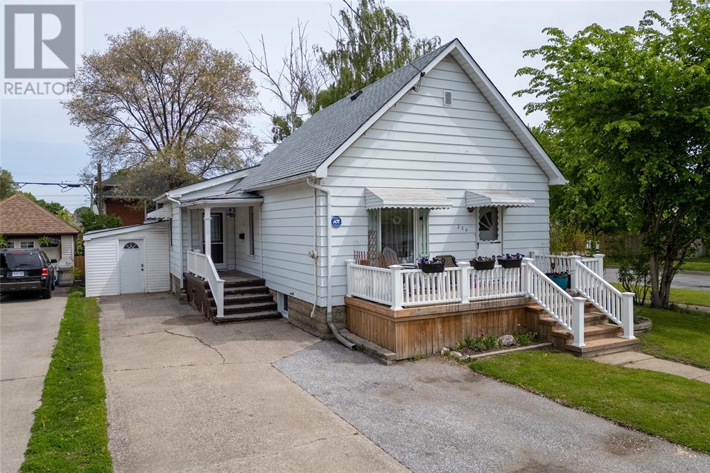 Photo 1 of 254 Durand Street, Sarnia ON
