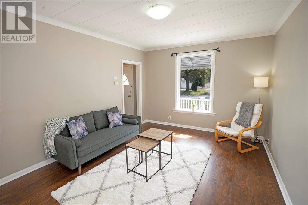 Photo 5 of 254 Durand Street, Sarnia ON