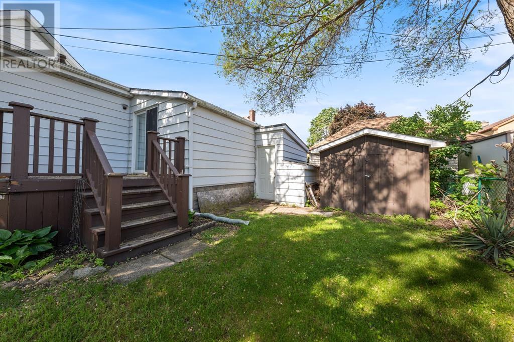 Photo 31 of 254 Durand Street, Sarnia ON