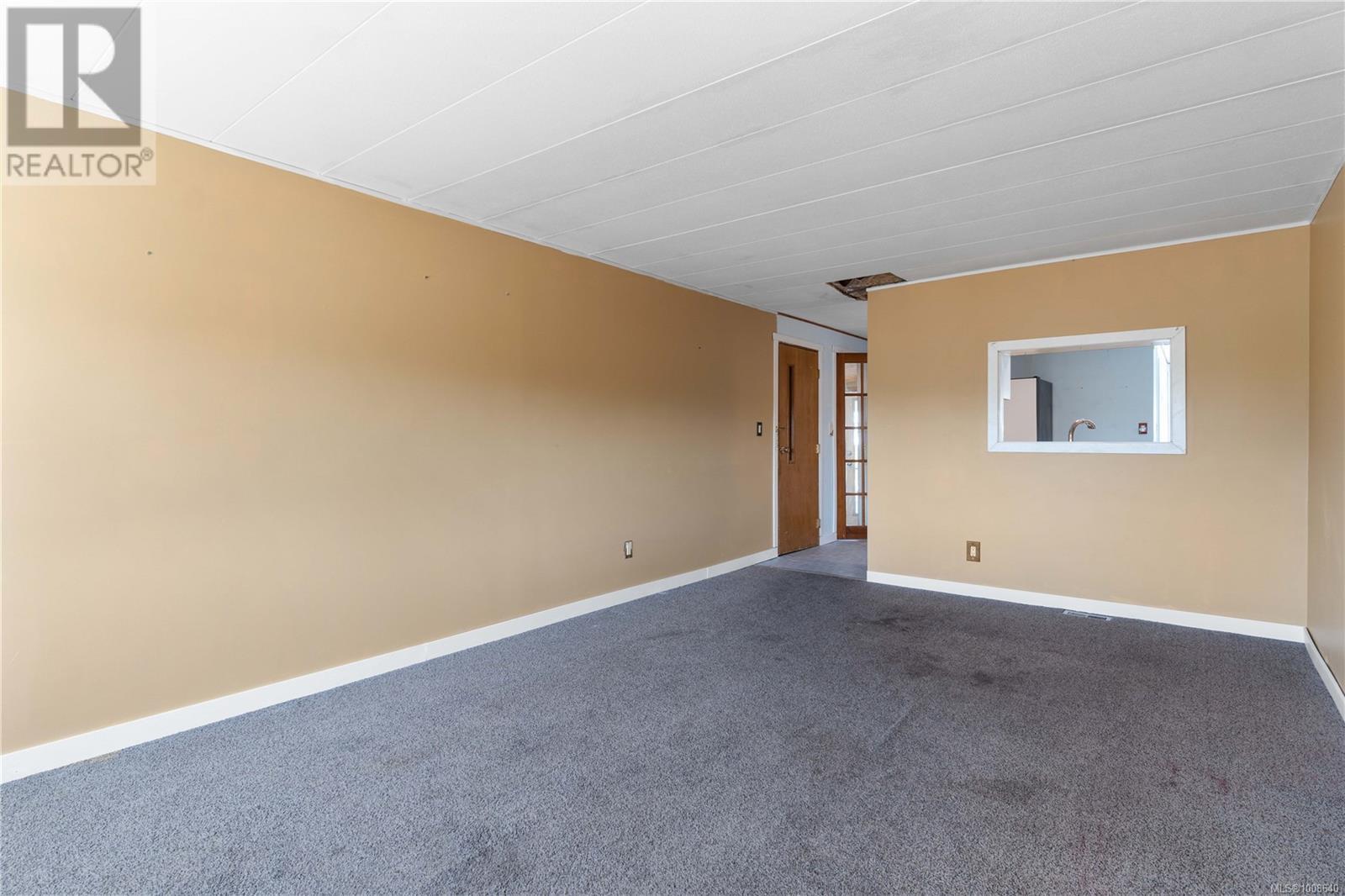 Photo 16 of 41 6245 Metral Dr, Nanaimo BC