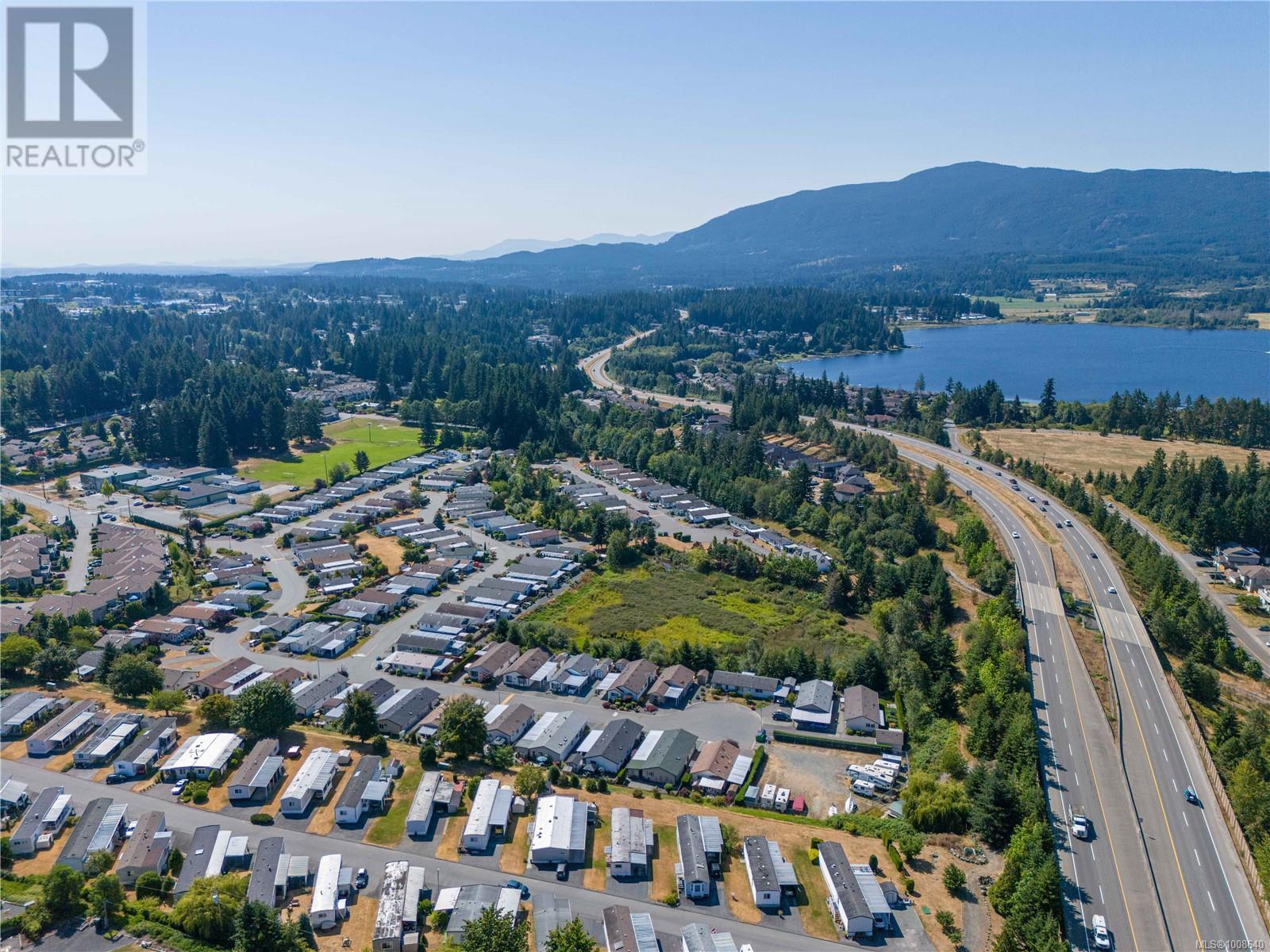 Photo 18 of 41 6245 Metral Dr, Nanaimo BC