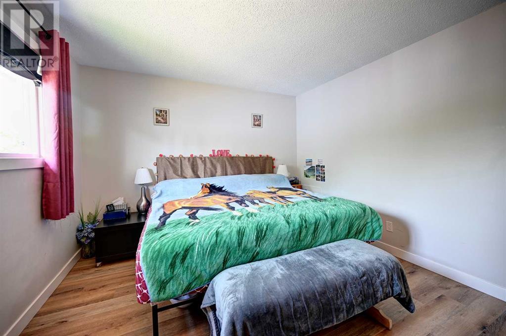 Single Family House Bungalow for Sale in  Dover Ridge Drive SE Dover Calgary 