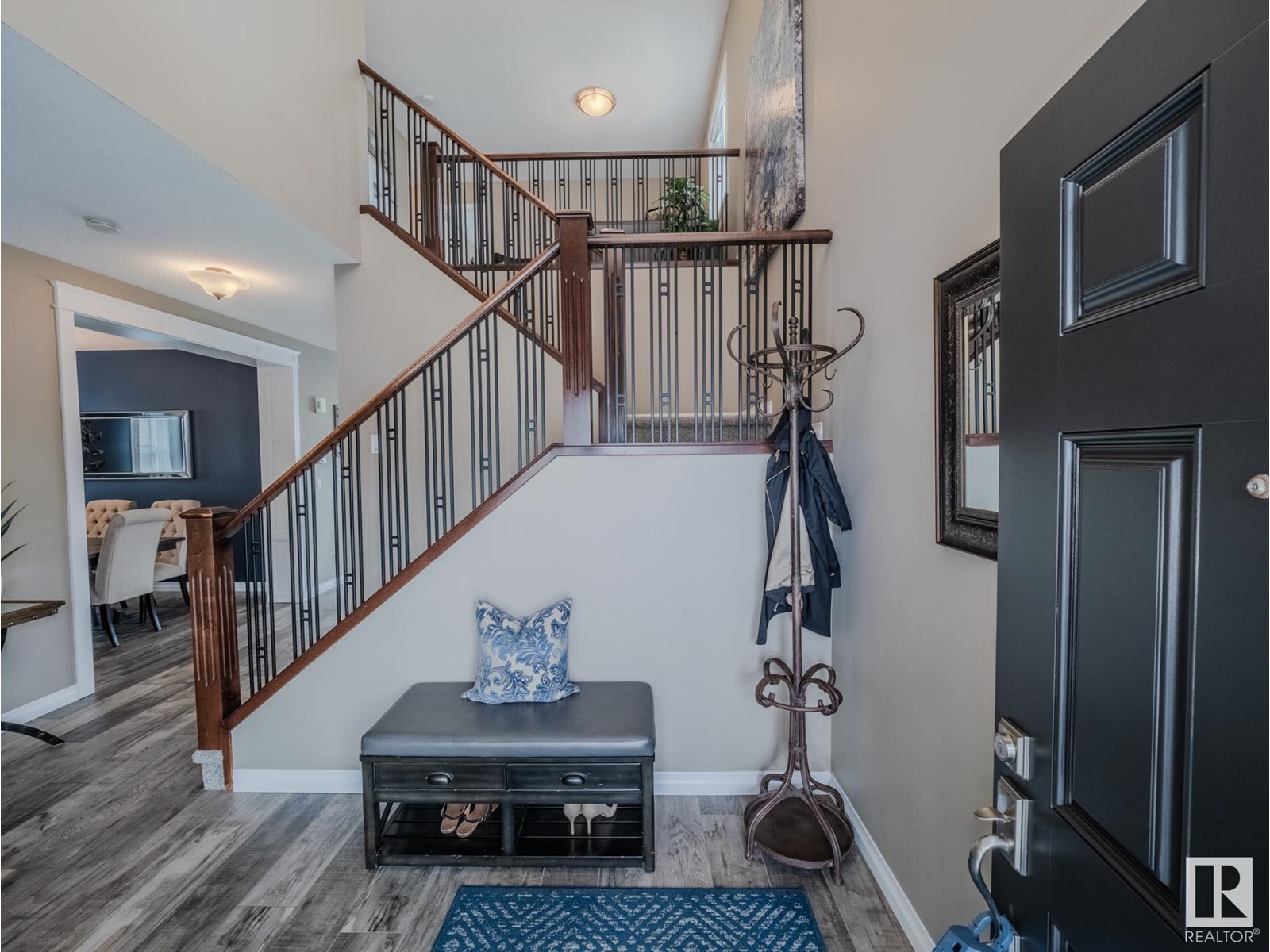 Photo 2 of 5506 168 A Av Nw, Edmonton AB