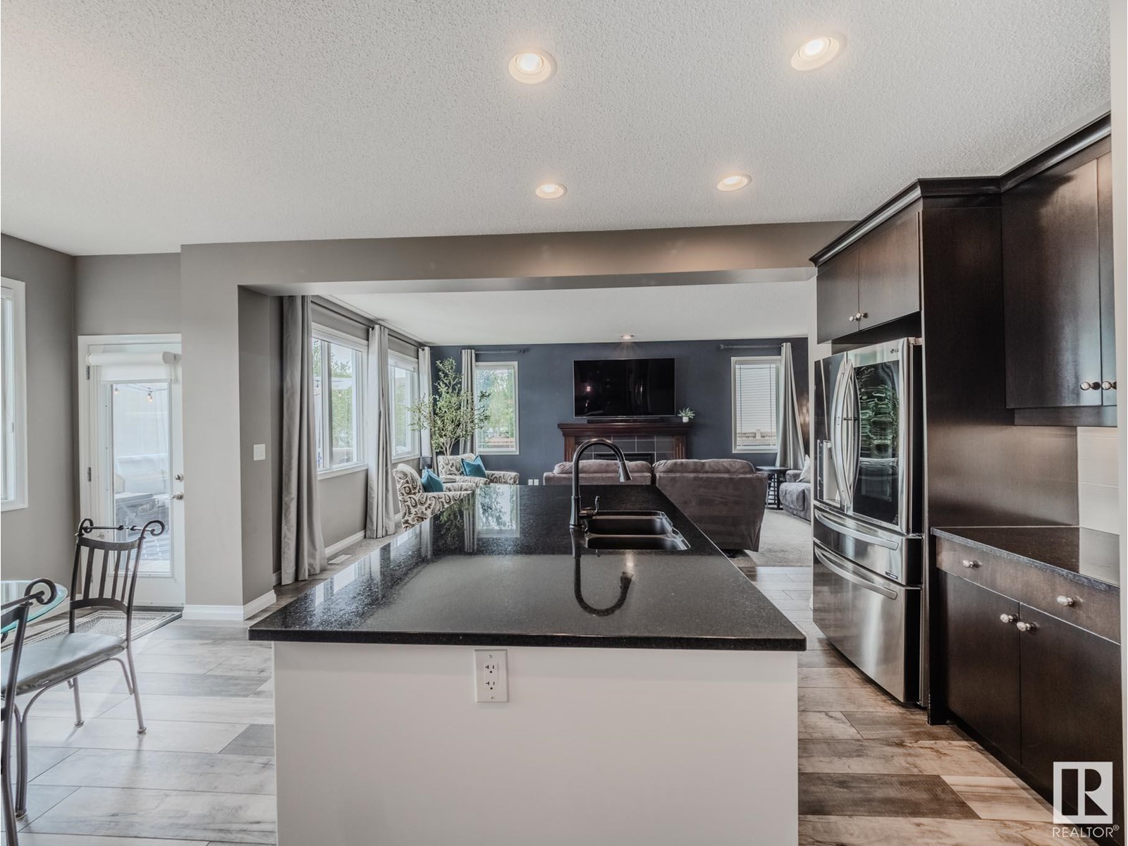 Photo 15 of 5506 168 A Av Nw, Edmonton AB