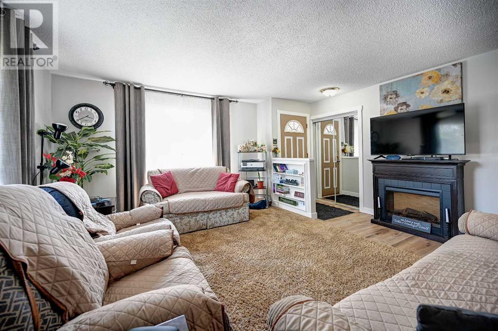 Single Family House Bungalow for Sale in  Dover Ridge Drive SE Dover Calgary 