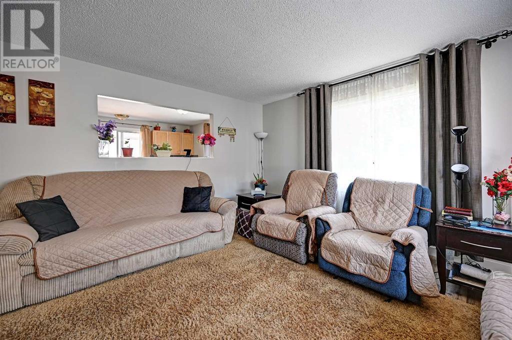Single Family House Bungalow for Sale in  Dover Ridge Drive SE Dover Calgary 
