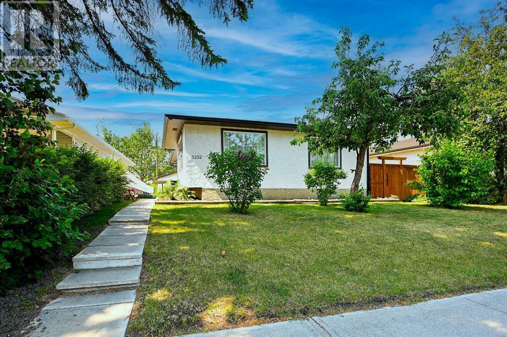 Single Family House Bungalow for Sale in  Dover Ridge Drive SE Dover Calgary 