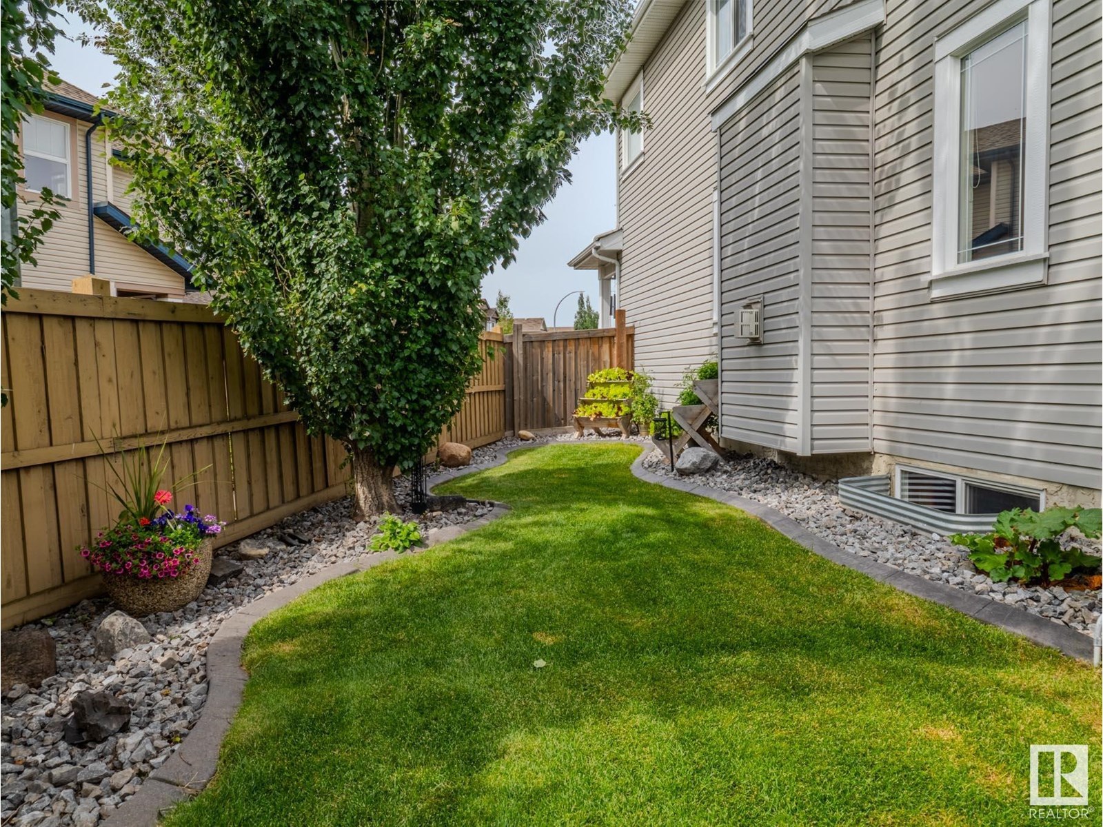 Photo 58 of 5506 168 A Av Nw, Edmonton AB
