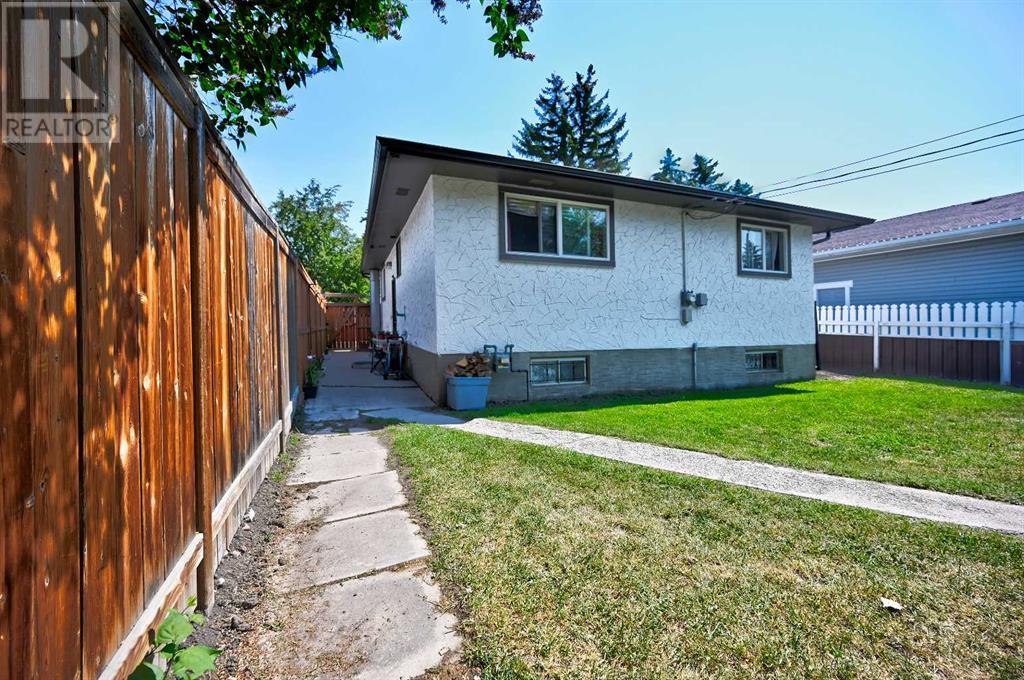 Single Family House Bungalow for Sale in  Dover Ridge Drive SE Dover Calgary 