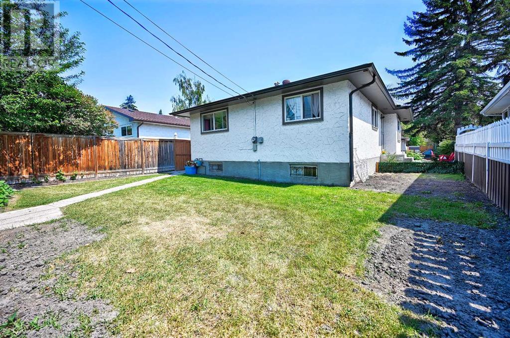 Single Family House Bungalow for Sale in  Dover Ridge Drive SE Dover Calgary 