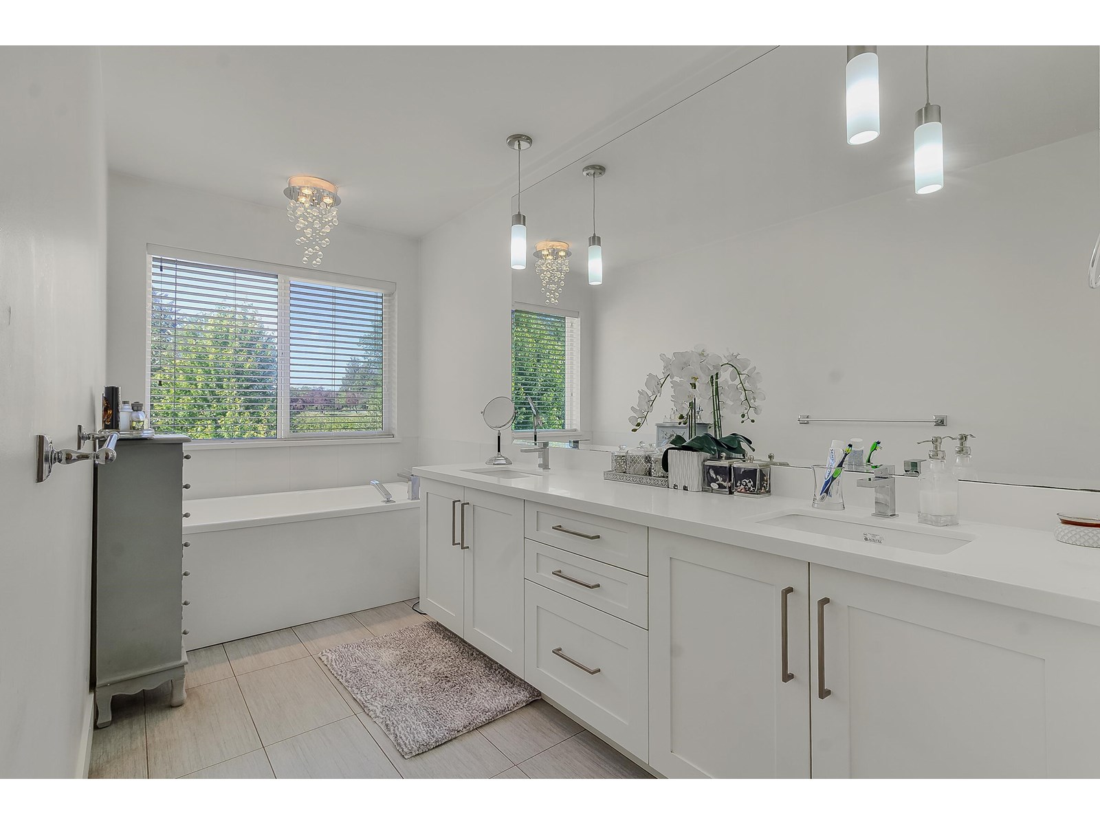 Photo 19 of 27155 35 B Avenue, Langley BC