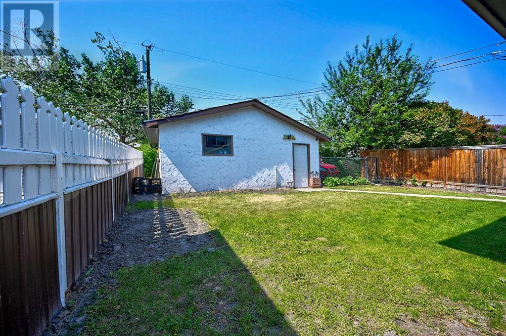Single Family House Bungalow for Sale in  Dover Ridge Drive SE Dover Calgary 