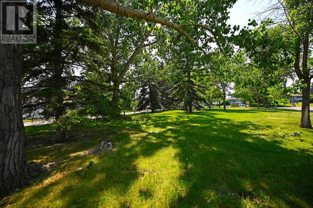 Single Family House Bungalow for Sale in  Dover Ridge Drive SE Dover Calgary 