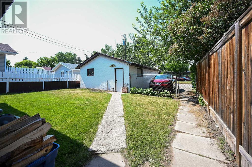 Single Family House Bungalow for Sale in  Dover Ridge Drive SE Dover Calgary 