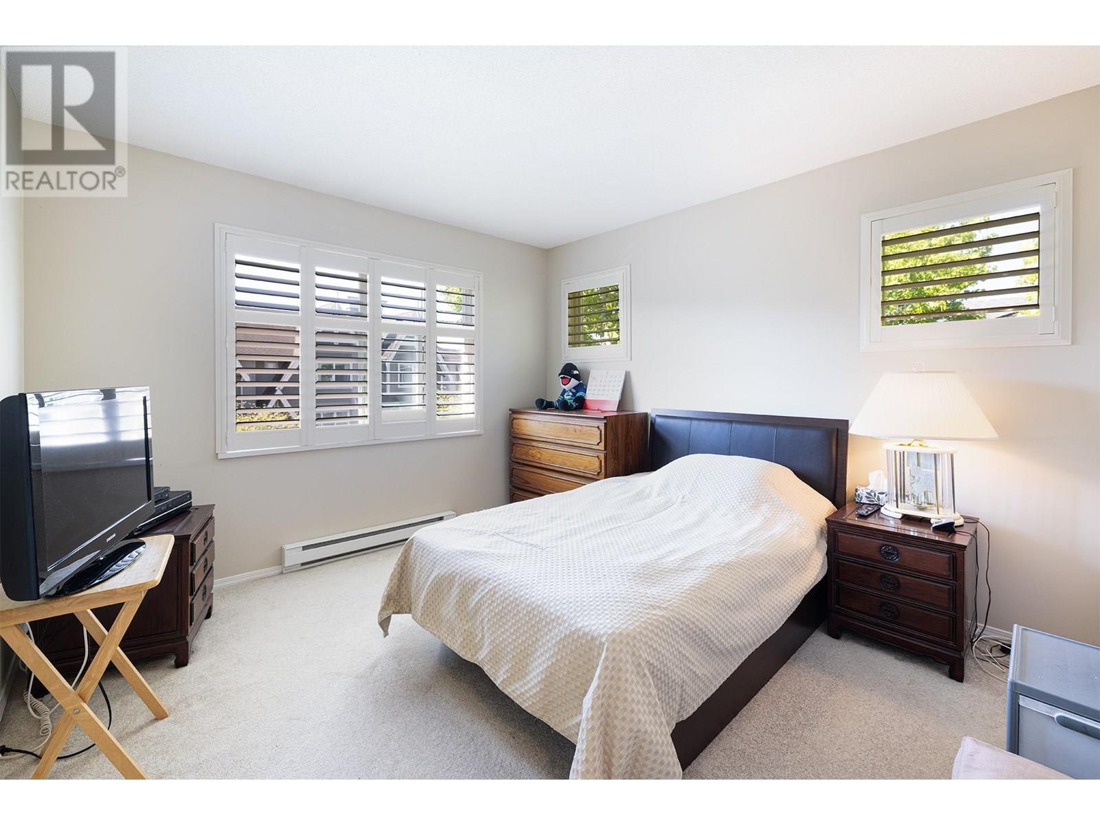 Photo 23 of 1 9333 Sills Avenue, Richmond BC