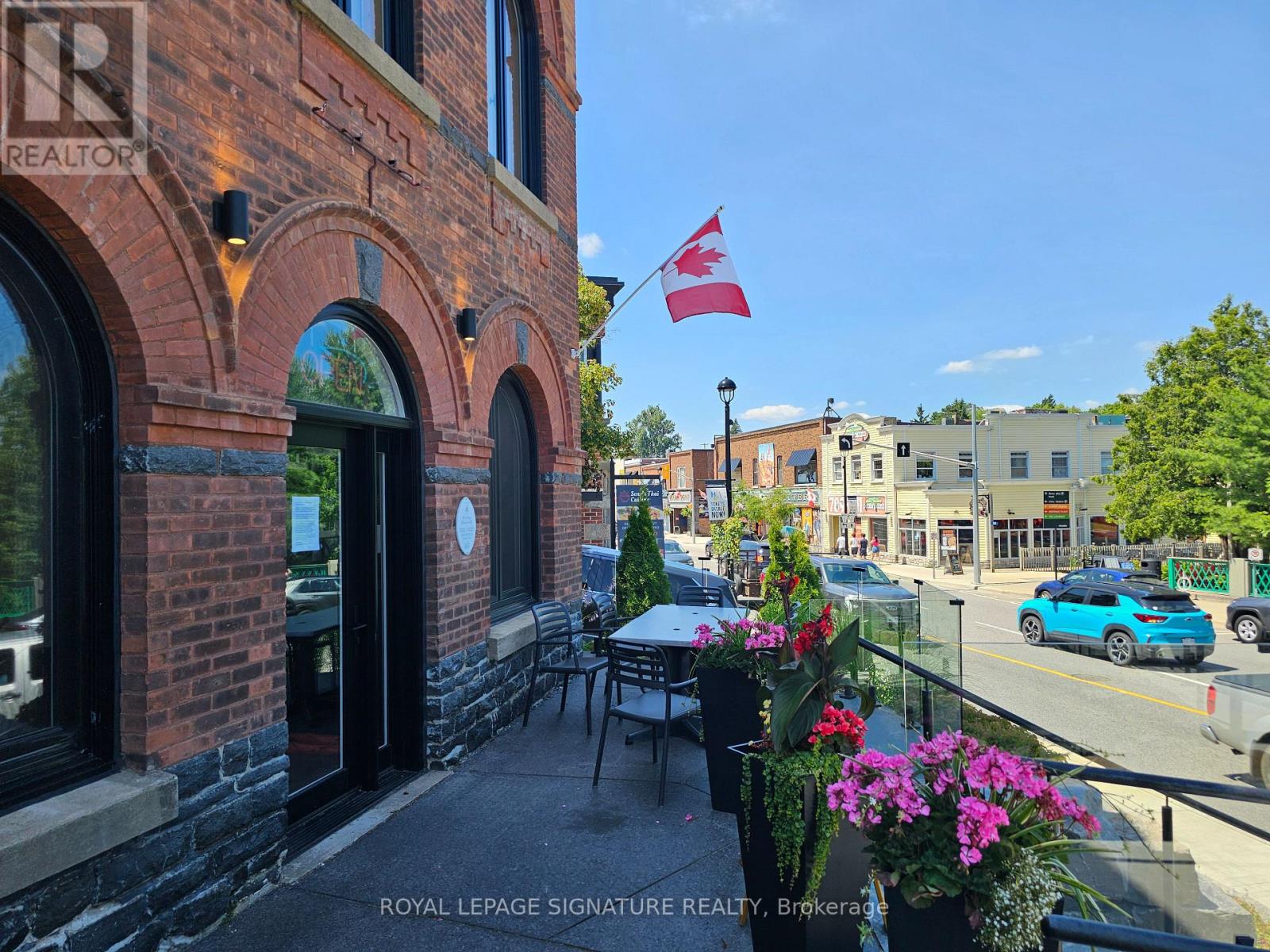 Photo 16 of 93 Main Street E, Huntsville ON