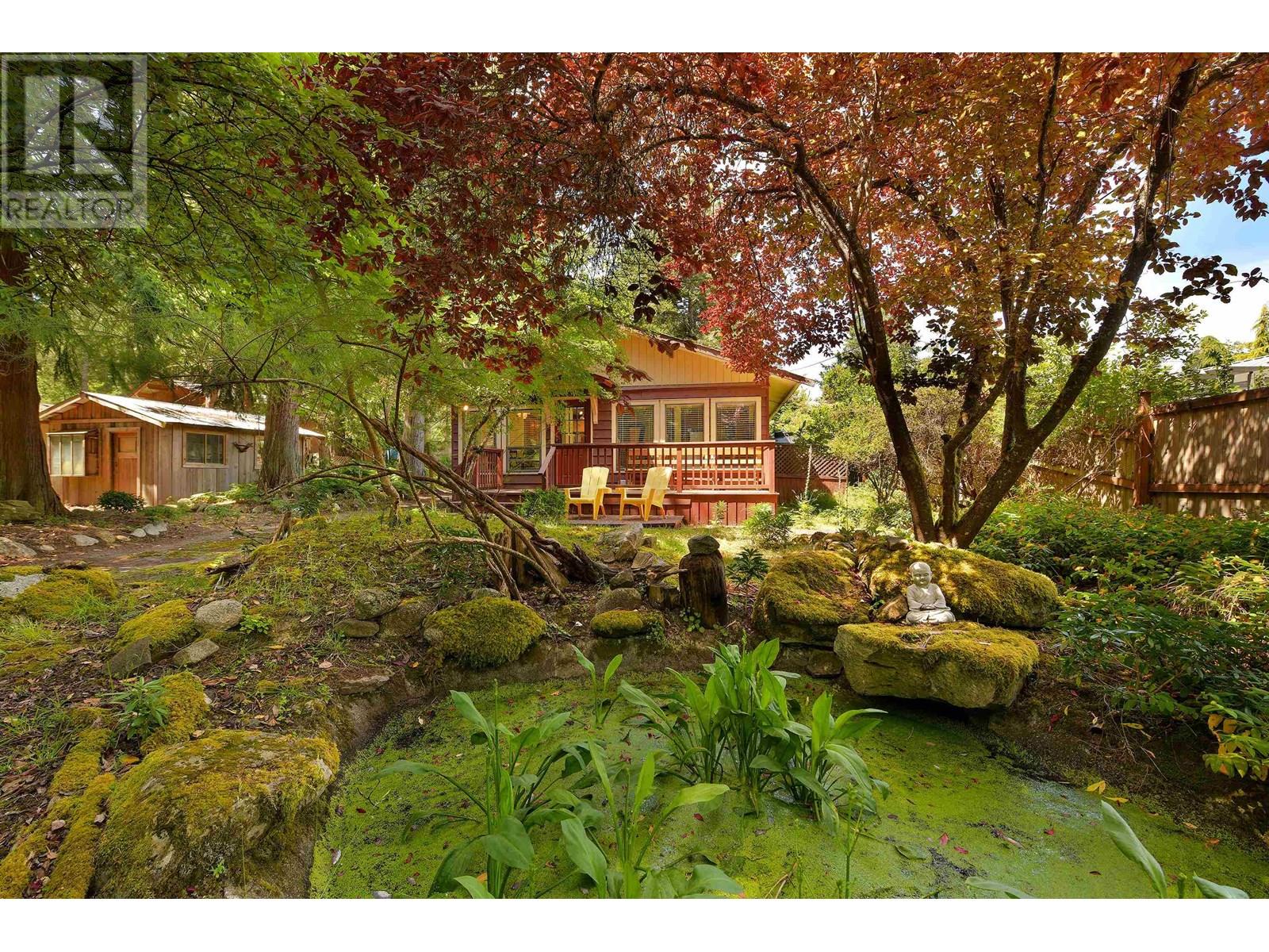 513 CEDAR HILL ROAD, Mayne Island