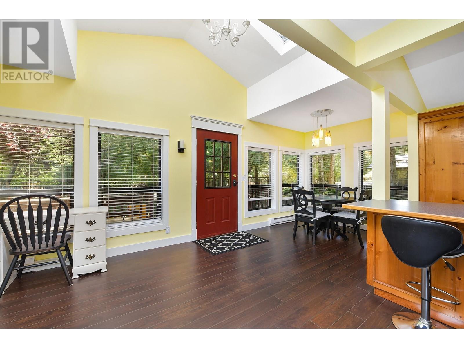 513 CEDAR HILL ROAD, Mayne Island