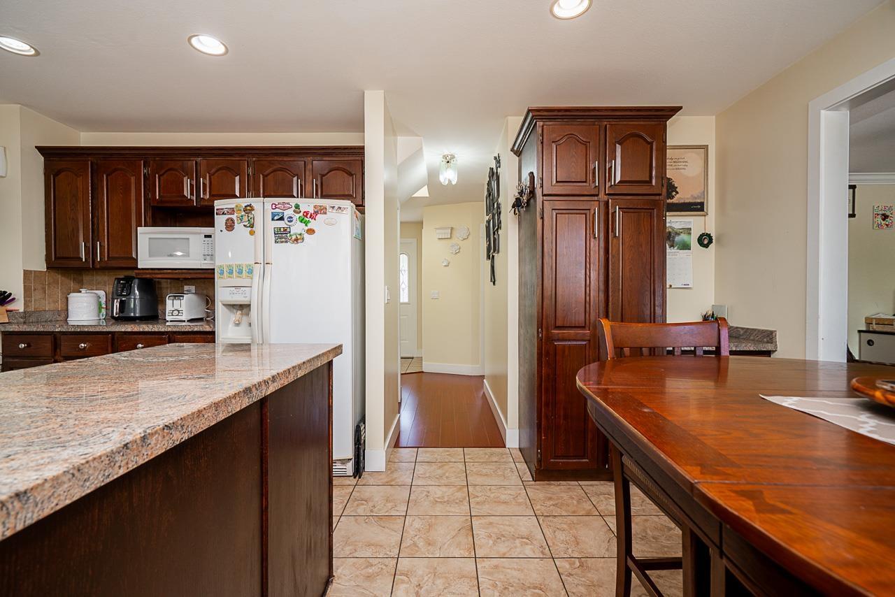 Photo 15 of 8682 143 A Avenue, Surrey BC