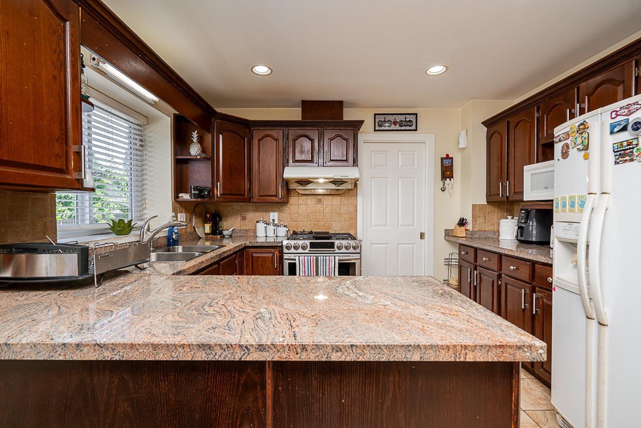 Photo 28 of 8682 143 A Avenue, Surrey BC