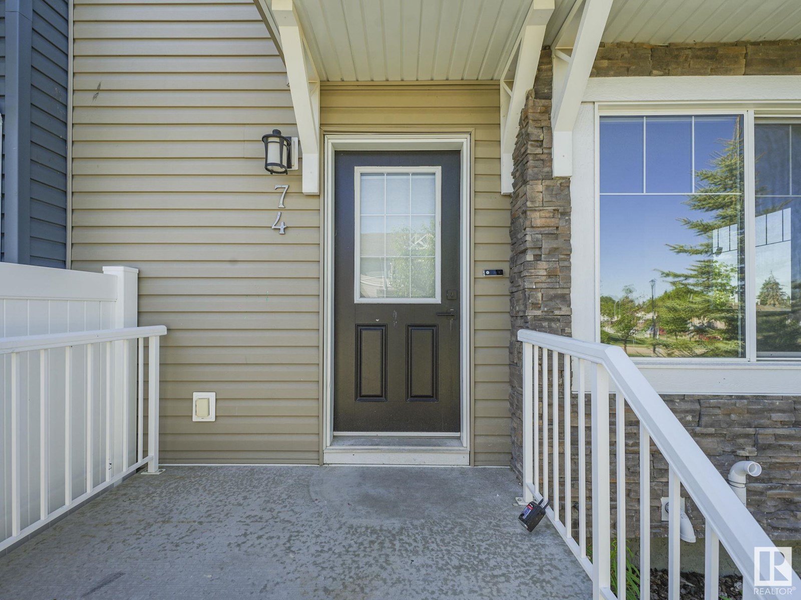 Photo 6 of 74 14621 121 Street Nw, Edmonton AB