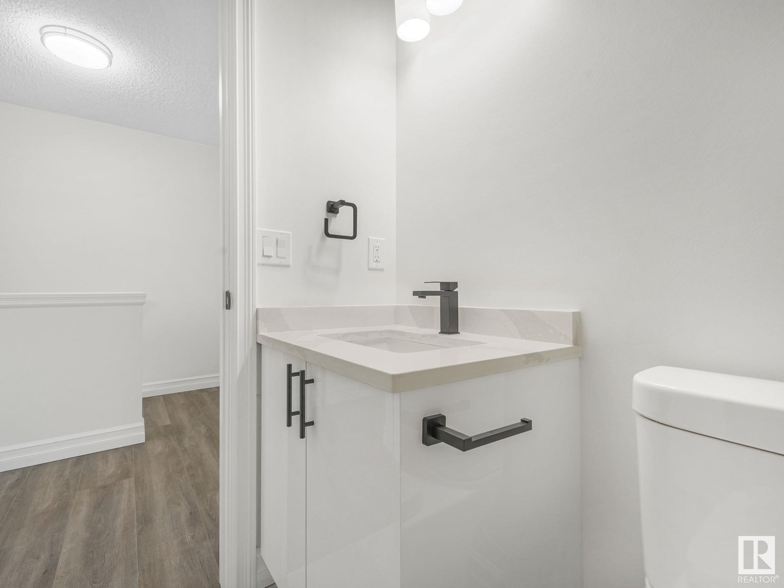 Photo 34 of 74 14621 121 Street Nw, Edmonton AB
